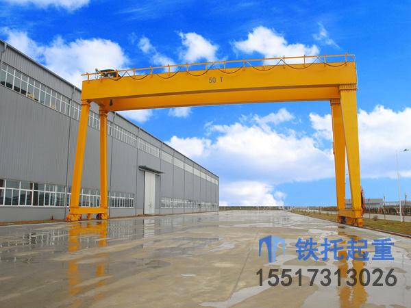 如何選擇適合大型工程的門式起重機型號